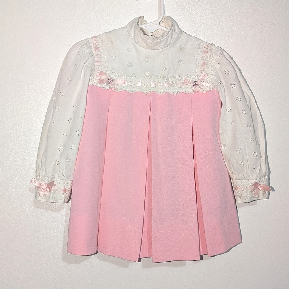 Vtg 70's Pleated Pink and White Embroidered Eyelet Dress Girls 2T Cottagecore